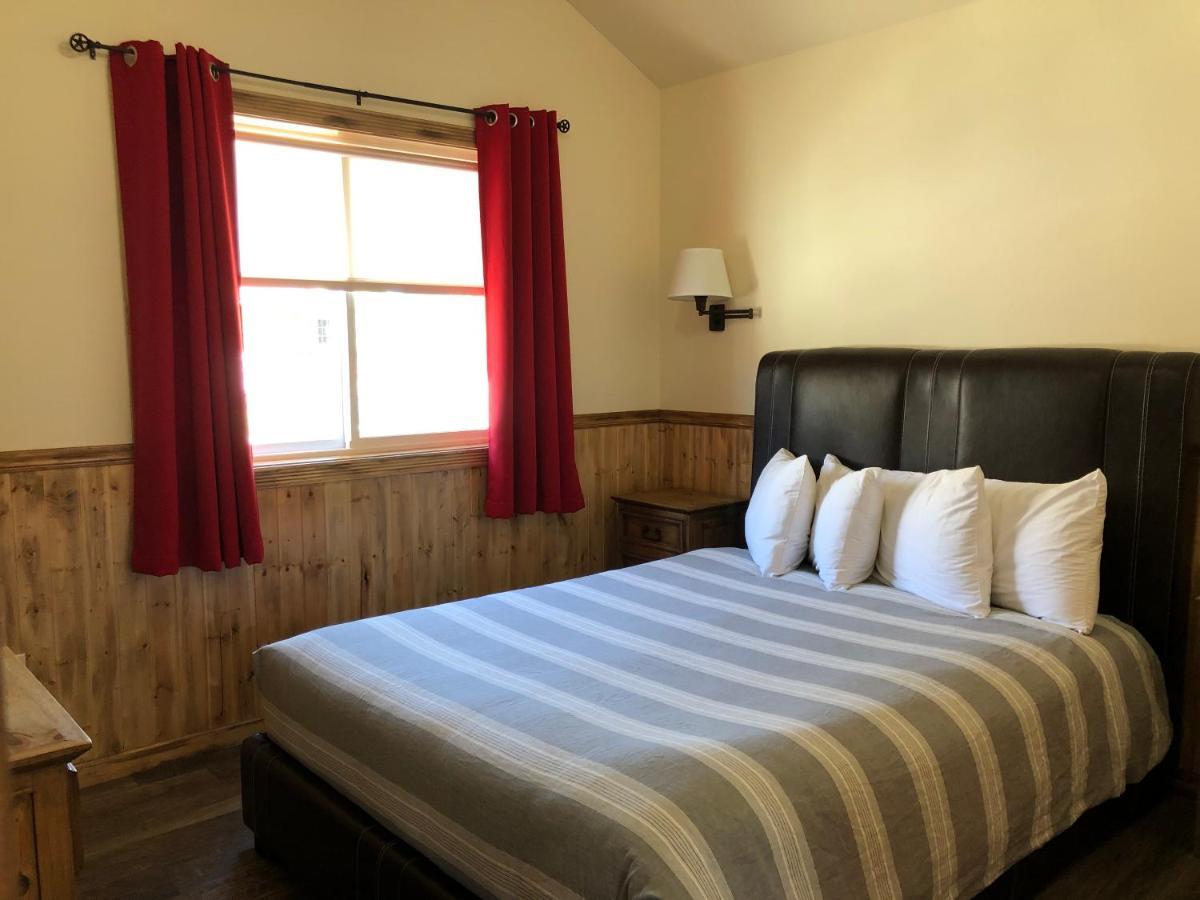 黄石河滨小屋酒店 加德纳 外观 照片