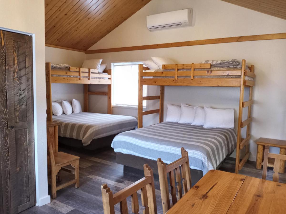 黄石河滨小屋酒店 加德纳 外观 照片