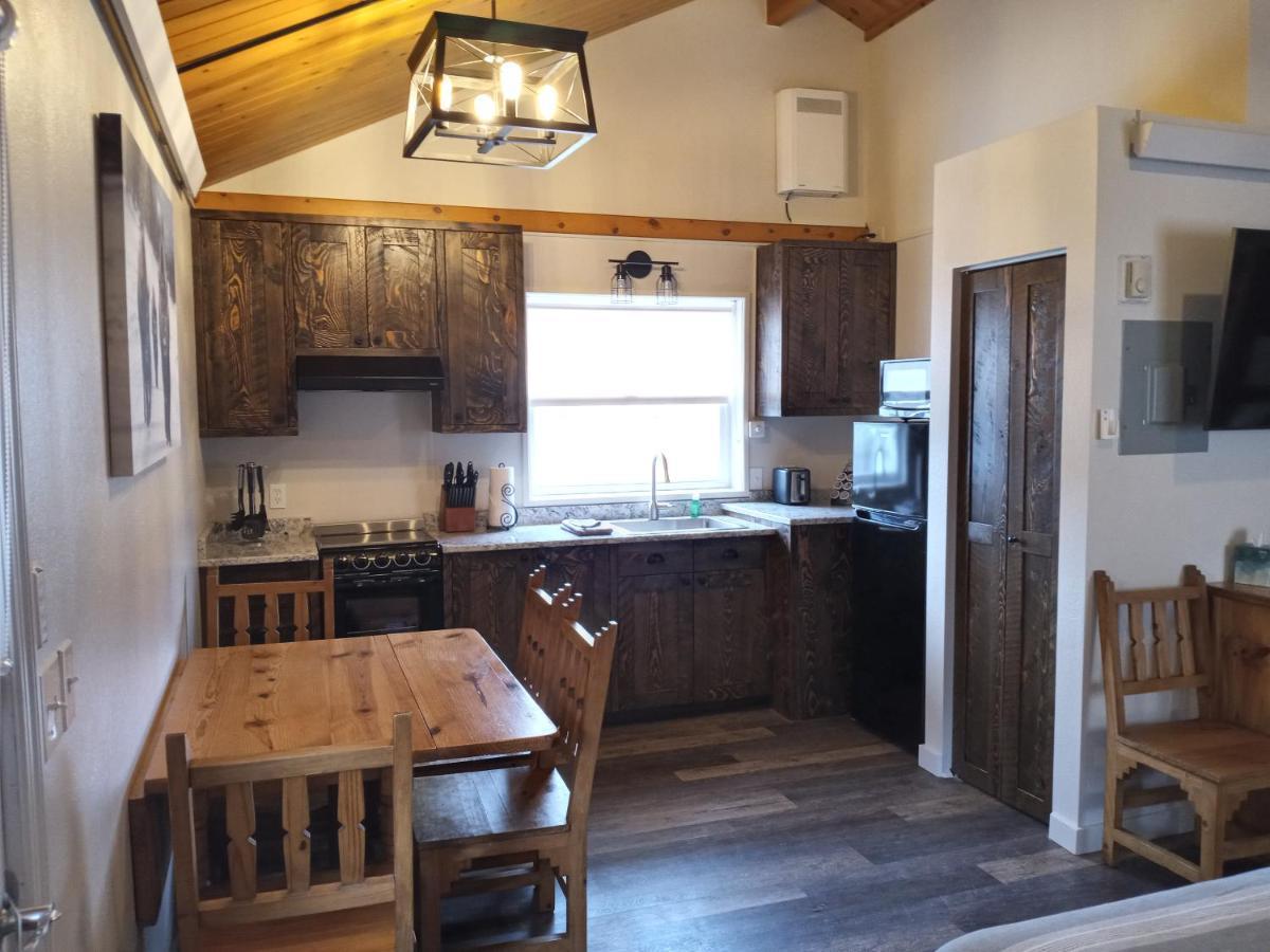 黄石河滨小屋酒店 加德纳 外观 照片